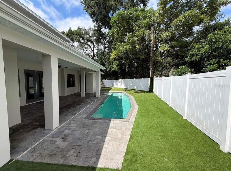 4 bedroom Single Family Residence at 2234 Howard Drive, Lake Forest Park, Winter Park — photo 3
