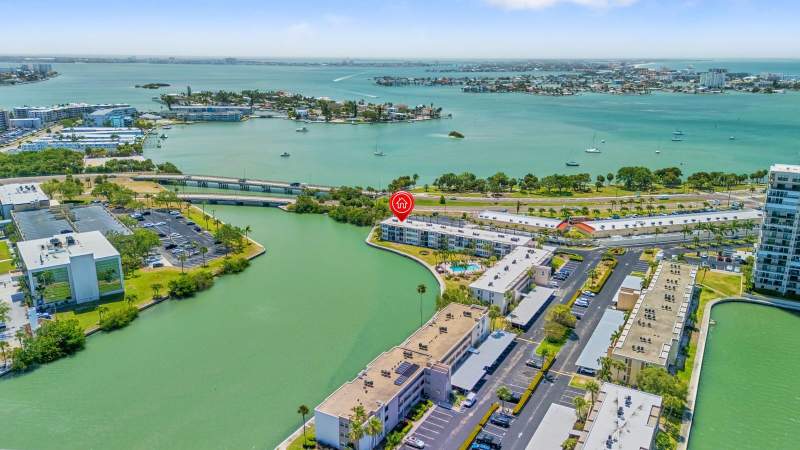3 bedroom Condominium at 7401 BAY ISLAND DRIVE #337, BAY ISLAND GROUP 6 CONDO, SOUTH PASADENA — photo 4