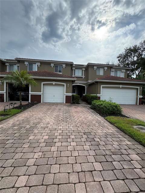 17533 Laurel Grove Court, gated community for sale in Fort Myers