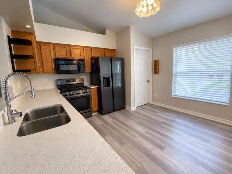4 bedroom Single Family Residence at 11705 Chapelle Court, Spring Valley Ph Vii Sub, Clermont — photo 2