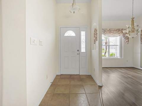 4835 Sable Ridge Court, Leesburg FL - photo 6 of 45