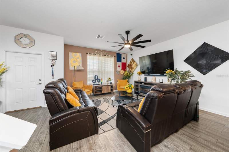 4 bedroom Single Family Residence at 2369 VOLUNTEER AVENUE, TOHOQUA PH 2, KISSIMMEE — photo 4
