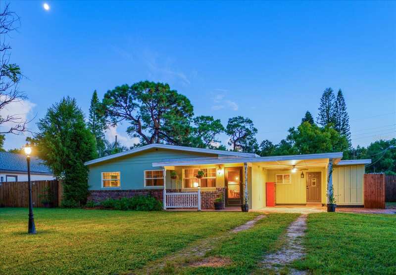 2 bedroom Single Family Residence at 1907 Lakewood Drive, Lake Pines Estates, Clearwater — photo 1