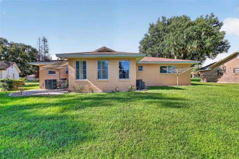 22 E Bay Avenue, Yalaha FL - photo 12 of 19