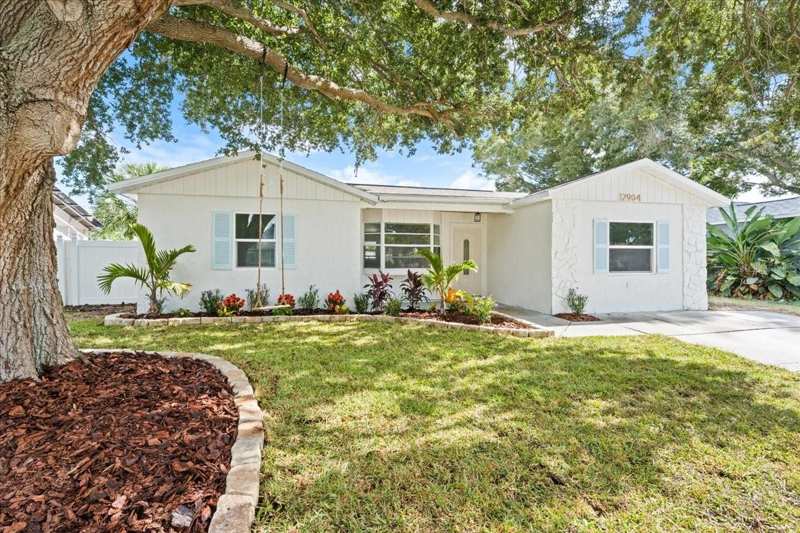 4 bedroom Single Family Residence at 12904 128th Lane, Mill Pond, Largo — photo 1