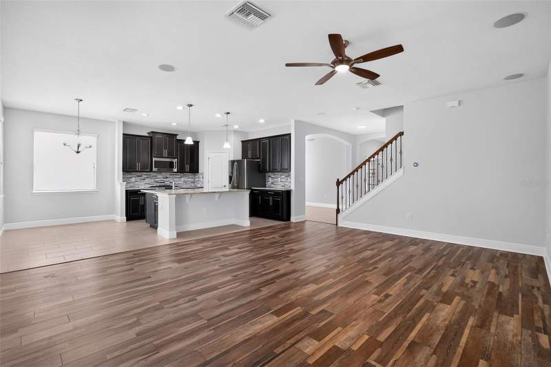 5 bedroom Single Family Residence at 11014 Spring Point Circle, Lucaya Lake Club Phase 1A, Riverview — photo 4