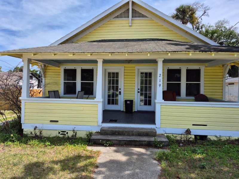 4 bedroom Single Family Residence at 219 North Street, Rogers & Taylor, Daytona Beach — photo 1