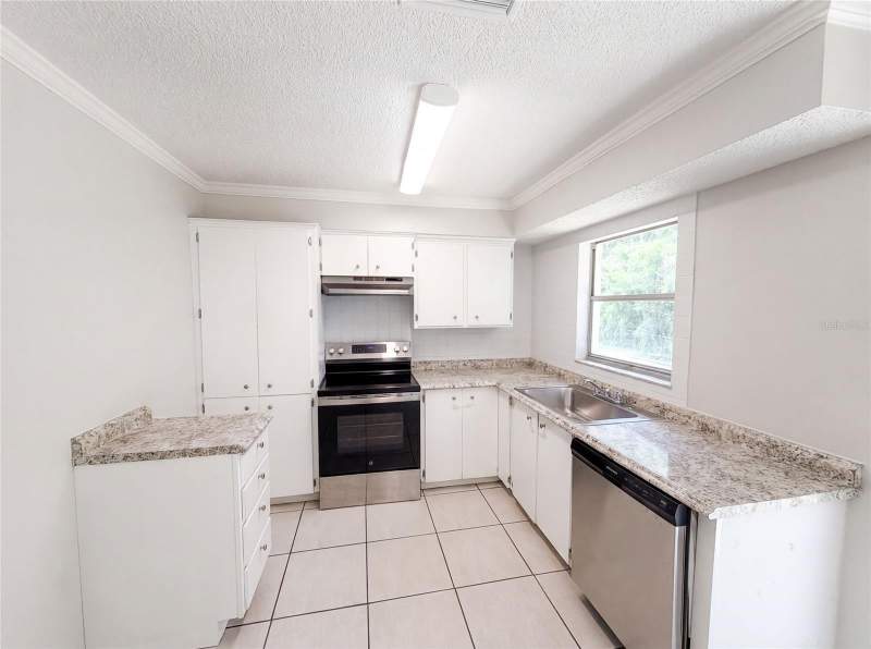 2 bedroom Single Family Residence at 3730 Dedrick Court, Seven Spgs Homes, New Port Richey — photo 2