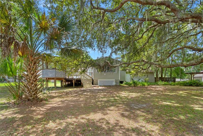 3 bedroom Single Family Residence at 26015 Sackamaxon Drive, Mount Plymouth, Sorrento — photo 3
