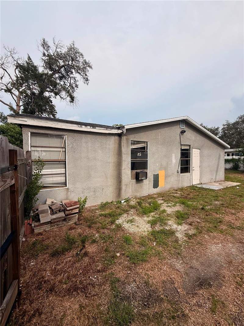 3 bedroom Single Family Residence at 806 W Shell Point Road, Ruskin City Map Of, Ruskin — photo 2
