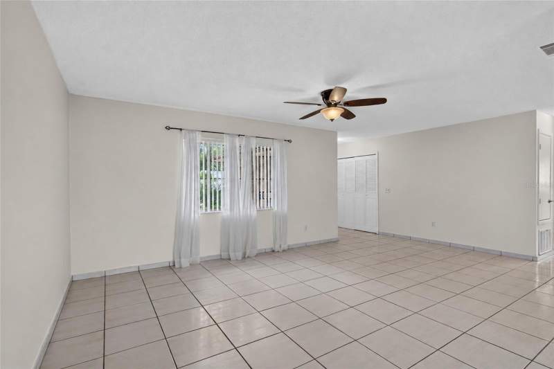 3 bedroom Single Family Residence at 4712 Stony Brook Lane, Signal Hill, Orlando — photo 3