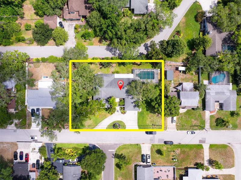 5 bedroom Single Family Residence at 1350 FAIRWAY DRIVE, FAIRWAY ESTATES 4TH ADD, DUNEDIN — photo 3