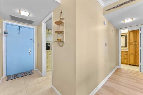 5020 Brittany Drive #118, St Petersburg FL - photo 14 of 30