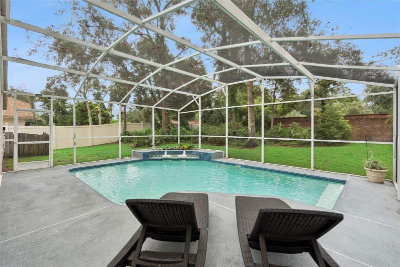 4 bedroom Single Family Residence at 699 N Endeavour Drive, Oak Forest Unit 6, Winter Springs — photo 3