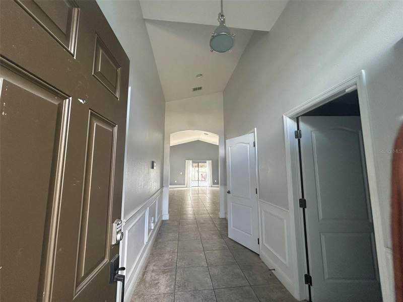 4 bedroom Single Family Residence at 305 Chelmsford Court, Poinciana Village 2 Nbhd 1, Kissimmee — photo 2