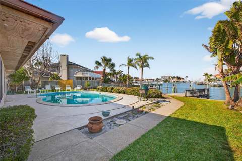 3103 Wedgewood Drive, Belleair Beach FL - photo 18 of 25