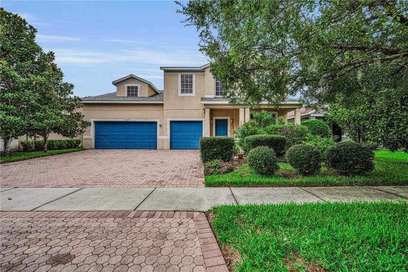 4 bedroom Single Family Residence at 11217 Laurel Brook Court, Rivercrest Ph 2 Prcl K An, Riverview — photo 4