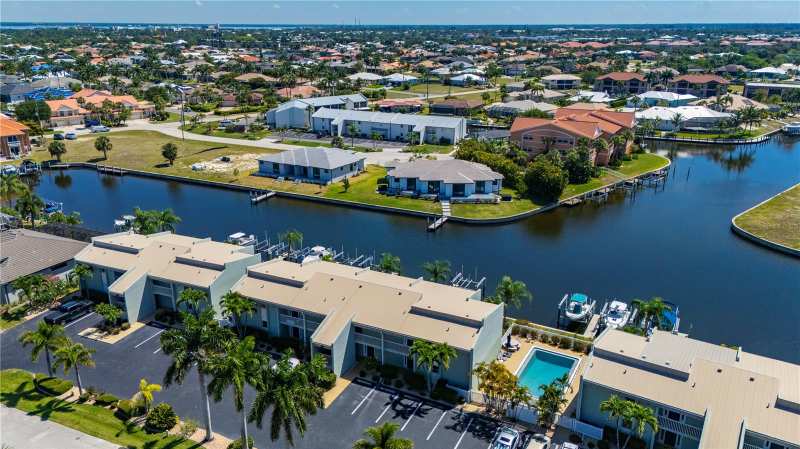 2 bedroom Condominium at 1400 Mineo Drive #12D, Golden Sands, Punta Gorda — photo 1
