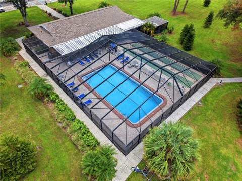 8819 Sheldon West Drive, Tampa FL - photo 6 of 43