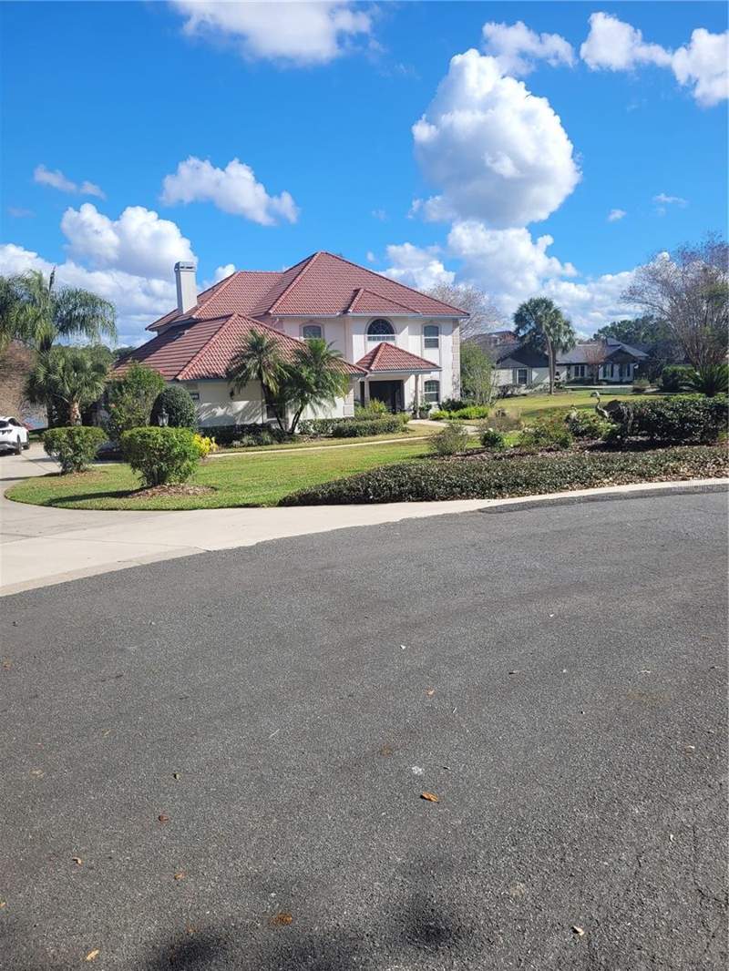 5 bedroom Single Family Residence at 2701 Regal Point Place, Crooked Lake Terrace Sub, Eustis — photo 5