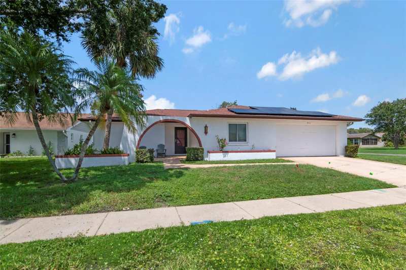 2 bedroom Single Family Residence at 4111 105th Avenue, Lakes Unit II Ph I Sec I The, Clearwater — photo 1