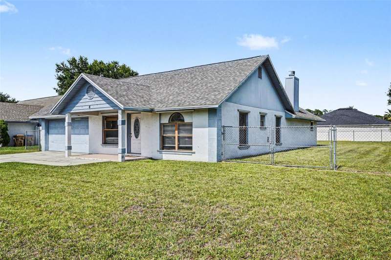 3 bedroom Single Family Residence at 4 CARMONA WAY, POINCIANA VILLAGE 1 NBHD 3 EAST, KISSIMMEE — photo 3