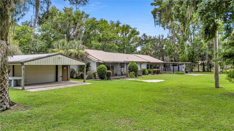 3 bedroom Single Family Residence at 22308 Blue Creek Lodge Road, Astor, Astor — photo 3