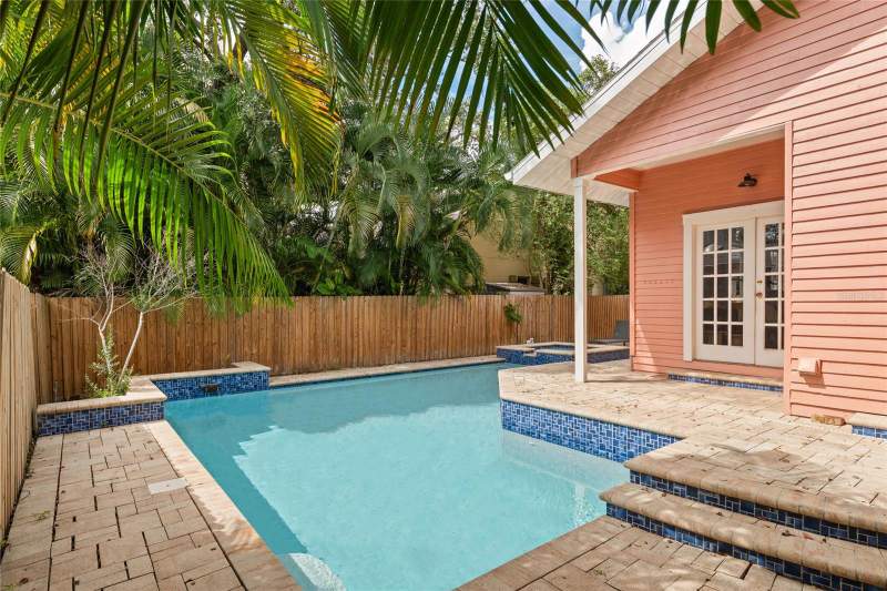 3 bedroom Single Family Residence at 2410 W Jetton Avenue, Watrous H J 2nd Add To West, Tampa — photo 3