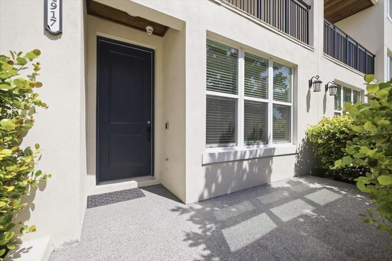 3 bedroom Townhouse at 4917 N Nebraska Avenue, Magnolia Ters Twnhms, Tampa — photo 2