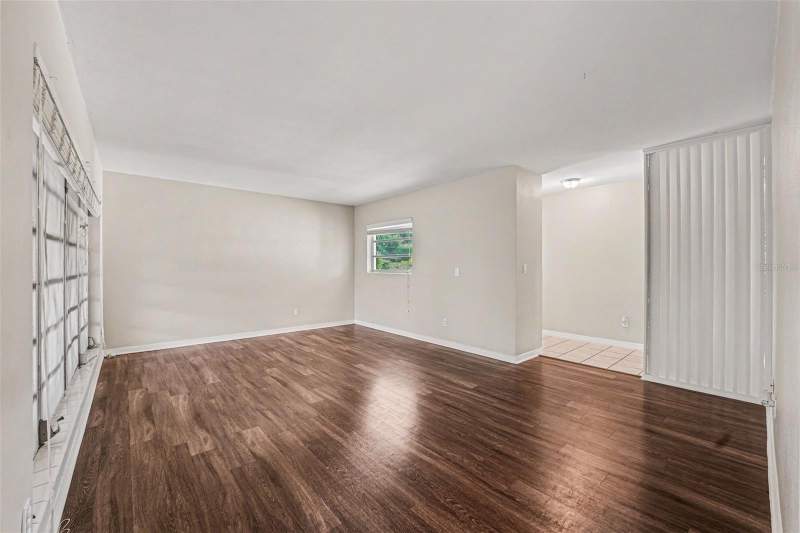 3 bedroom Single Family Residence at 521 W PALMEDEN DRIVE, EDENHOLME FIRST ADD, LAKELAND — photo 5