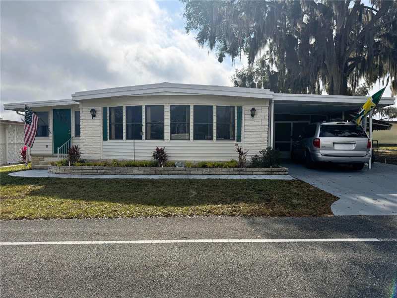 2 bedroom Mobile Home at 407 Palo Verde Drive, Hawthorne At Leesburg A Coop, Leesburg — photo 1
