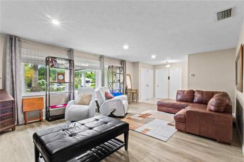 3614 Pembrook Drive, Sarasota FL - photo 6 of 6