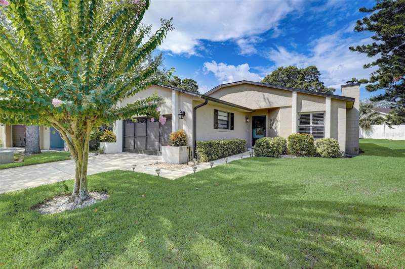 Mayfair Villas