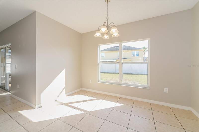 4 bedroom Single Family Residence at 4417 Canopy Court, Banyan Cove At Cypress Woods, Kissimmee — photo 2