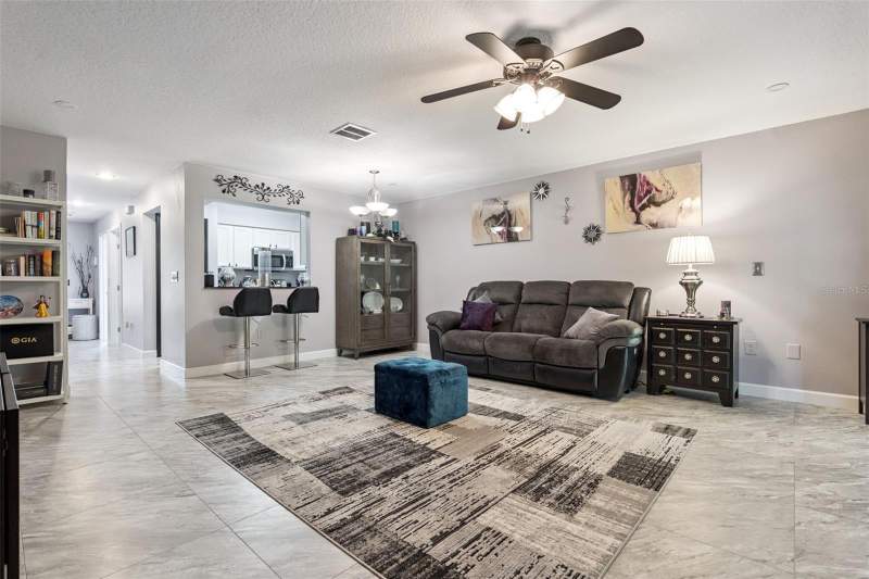 3 bedroom Townhouse at 476 Club Drive, Cypress Club, Winter Springs — photo 3
