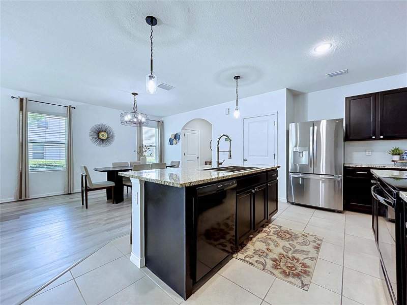 5 bedroom Single Family Residence at 16599 Secret Meadow Drive, South Branch Preserve 1, Odessa — photo 4