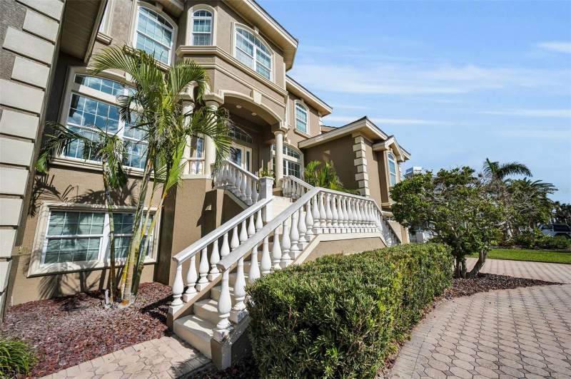 6 bedroom Single Family Residence at 119 8th Street, Tierra Verde Unit 1 1st Rep, Tierra Verde — photo 5