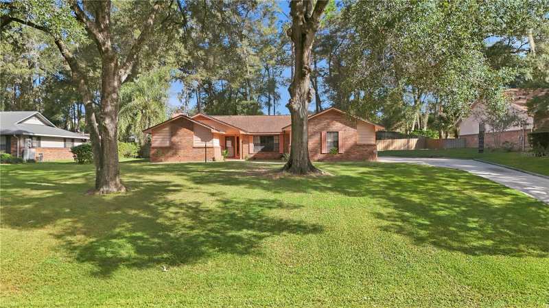 3 bedroom Single Family Residence at 769 Torchwood Drive, Long Leaf Plantation Unit 02, Deland — photo 1