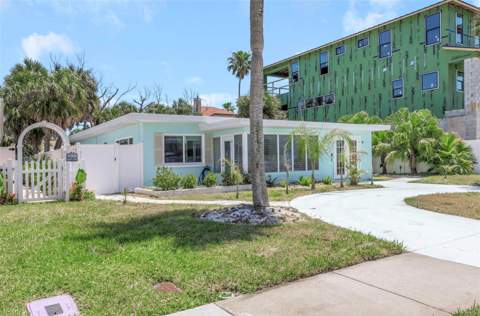 875 Bruce Avenue, Clearwater FL - photo 6 of 34