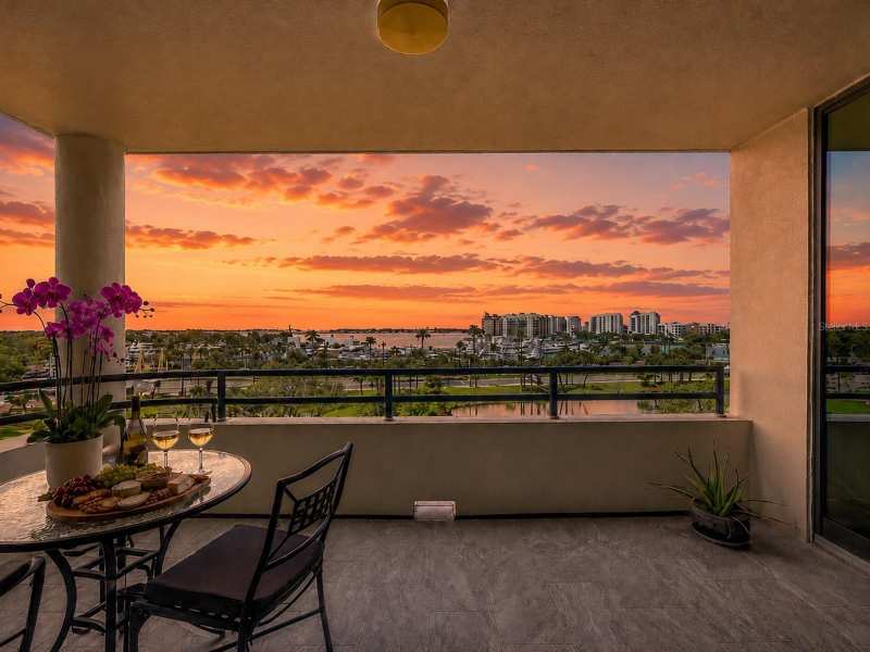 2 bedroom Condominium at 1255 N Gulfstream Avenue #507, Bay Plaza, Sarasota — photo 1