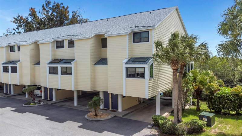 2 bedroom Townhouse at 1500 Sunset Road #F7, Island Club Of Tarpon, Tarpon Springs — photo 2