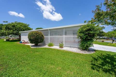 1226 Pompano Lane, Lady Lake FL - photo 10 of 63