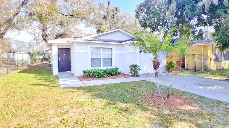 3 bedroom Single Family Residence at 4311 Thonotosassa Avenue, Friendship Sub # 1, Tampa — photo 1