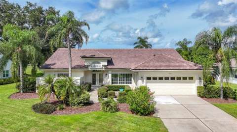 4415 Highland Oaks Circle, home for sale in Sarasota 34235