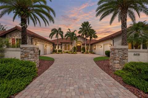 8435 Lindrick Lane, home for sale in Bradenton 34202
