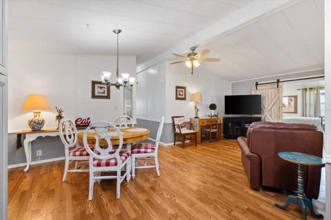 732 Royal Palm Avenue, The Villages FL - photo 10 of 30
