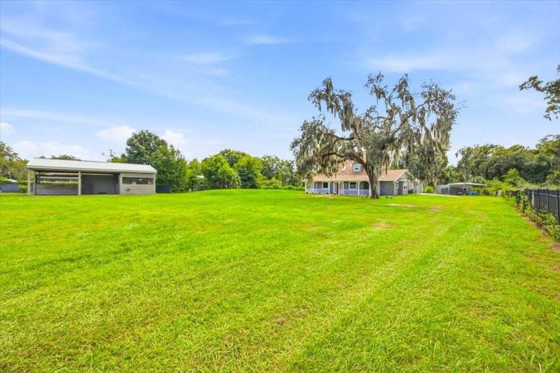 4 bedroom Single Family Residence at 3717 Futch Loop, Plant City, Plant City — photo 1