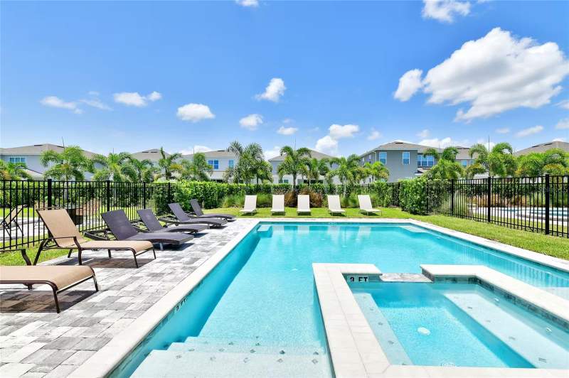 6 bedroom Single Family Residence at 393 Southfield Street, Reunion West Ph 4, Kissimmee — photo 2