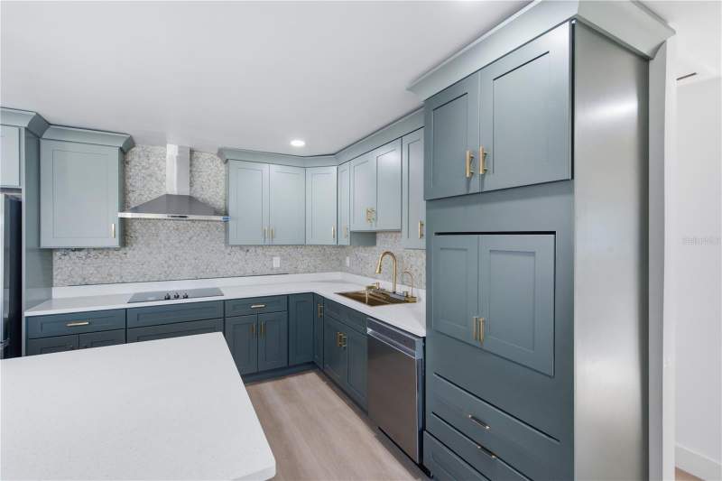 3 bedroom Single Family Residence at 9460 Treasure Lane, Sun Plaza Isles, St Petersburg — photo 4
