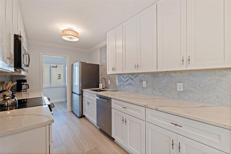 2 bedroom Condominium at 10265 Gulf Boulevard #A303, Westwinds Of Treasure Island Condo, Treasure Island — photo 5
